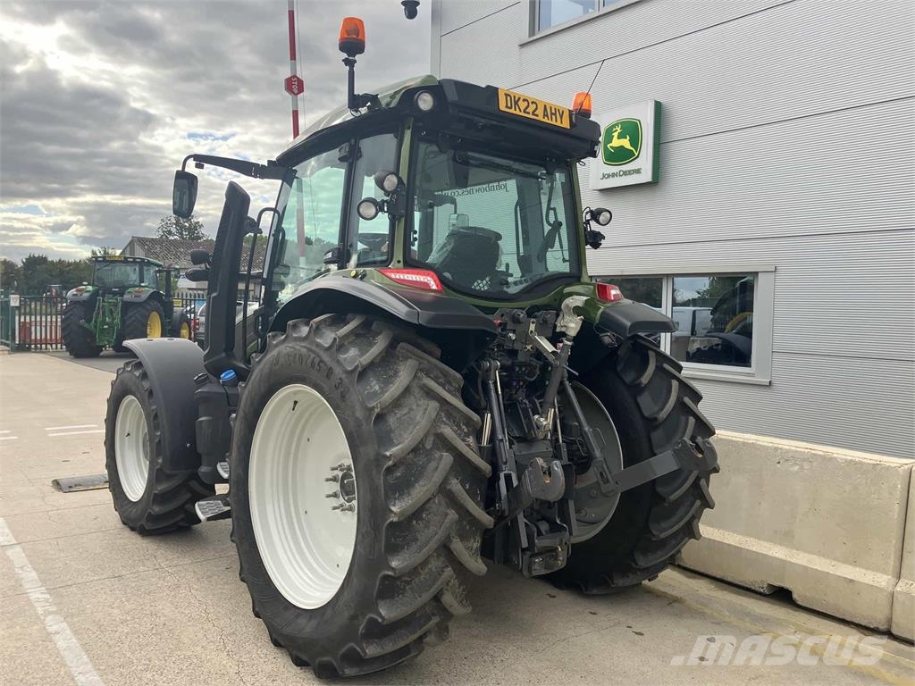 Valtra G125 Tratores