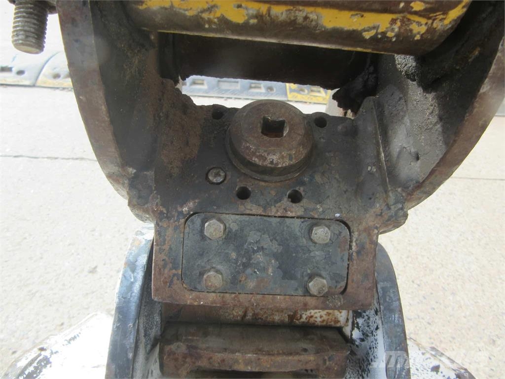 Yanmar ViO17 Pelle sur chenilles