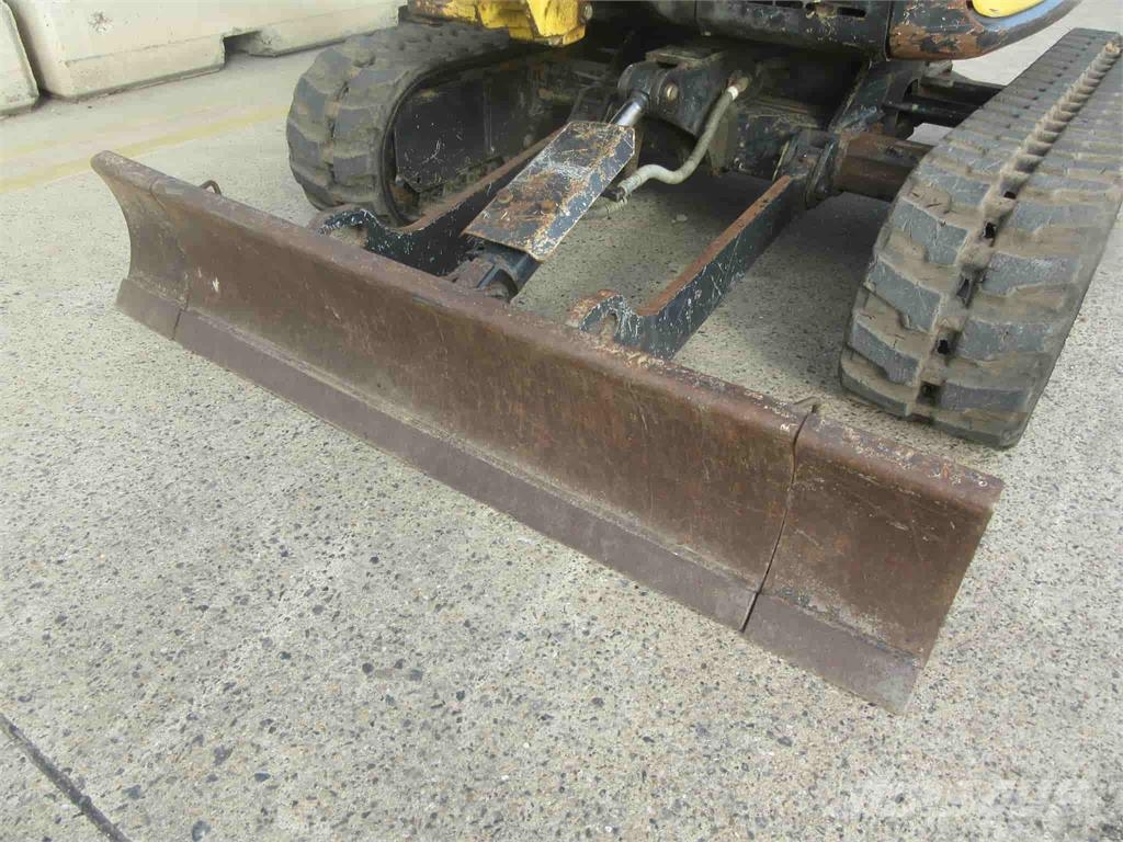 Yanmar ViO17 Lánctalpas kotrók