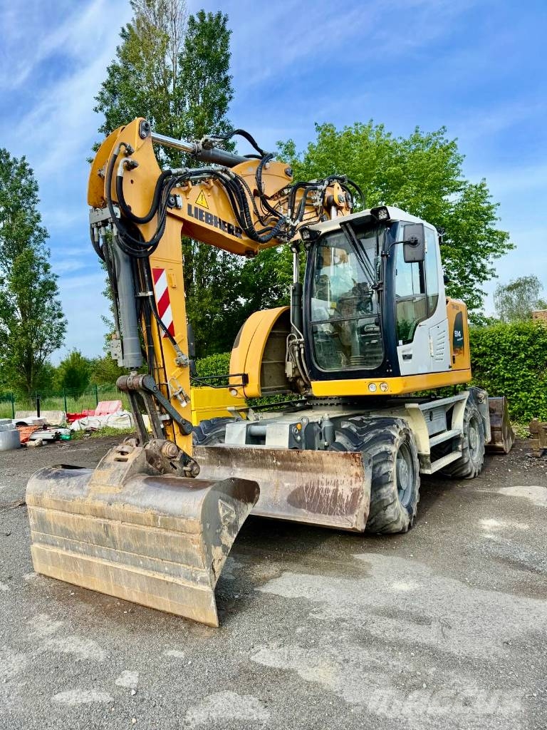 Liebherr 914 حفارات بعجل