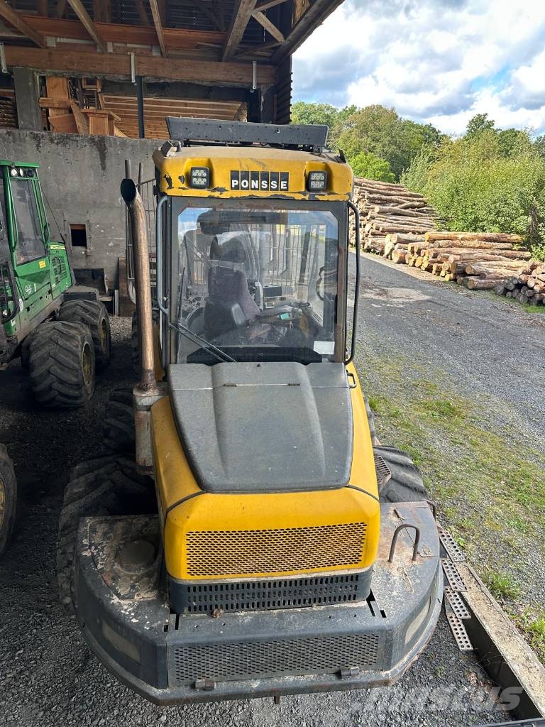 Ponsse Buffalo 8W Forwarder