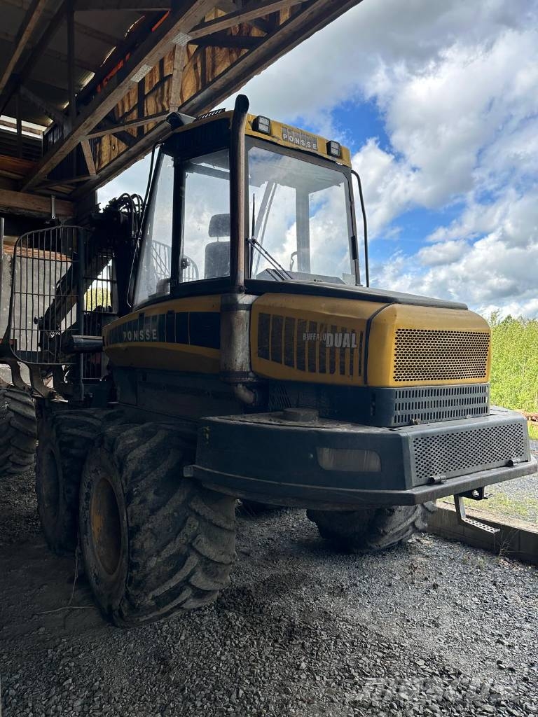Ponsse Buffalo 8W Forwarder