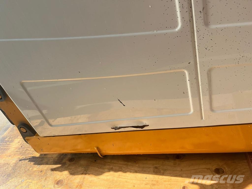 Liebherr 94087410 Cabinas