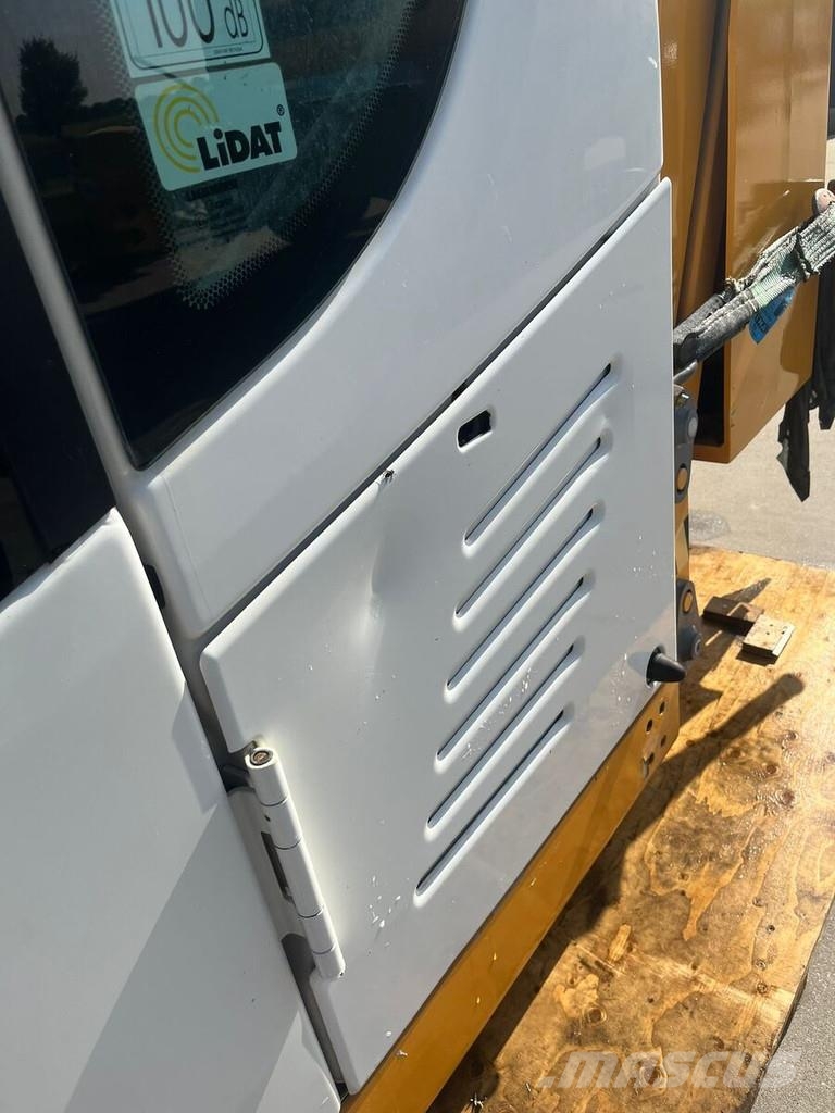 Liebherr 94087410 Cabinas