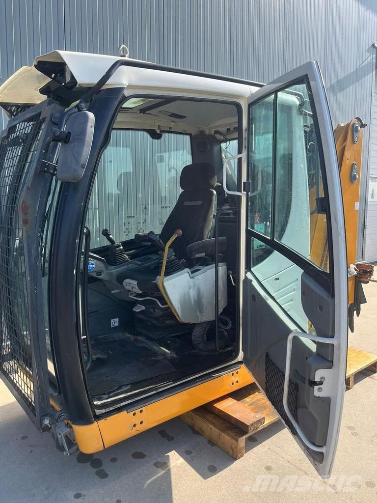 Liebherr 94087410 Cabinas