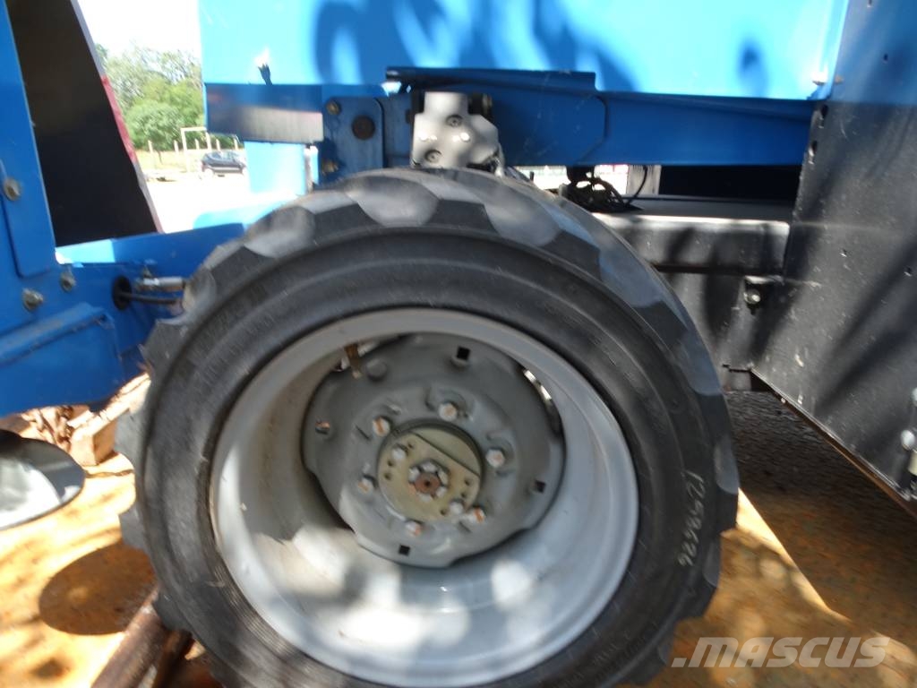 Genie GS 4069 RT رافعات مقصية الشكل