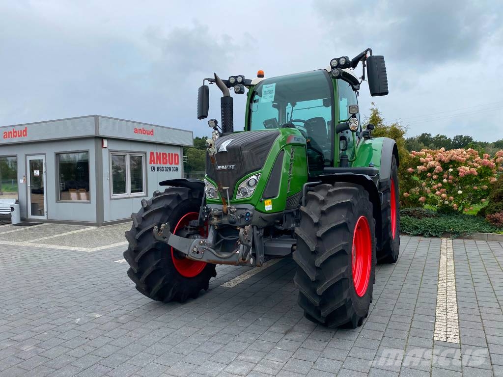 Fendt 716 Profi Plus Tractoren