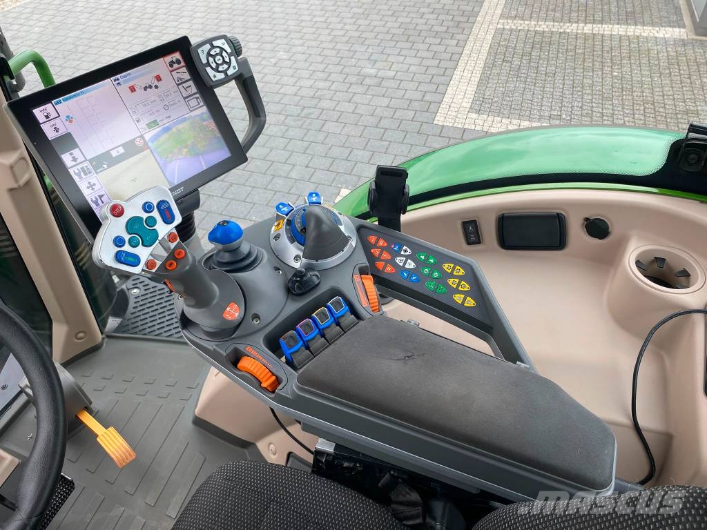 Fendt 716 Profi Plus Tractoren