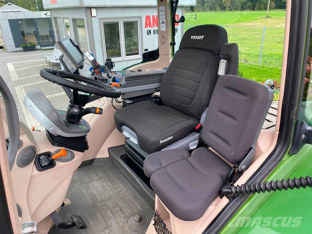 Fendt 716 Profi Plus Tractoren