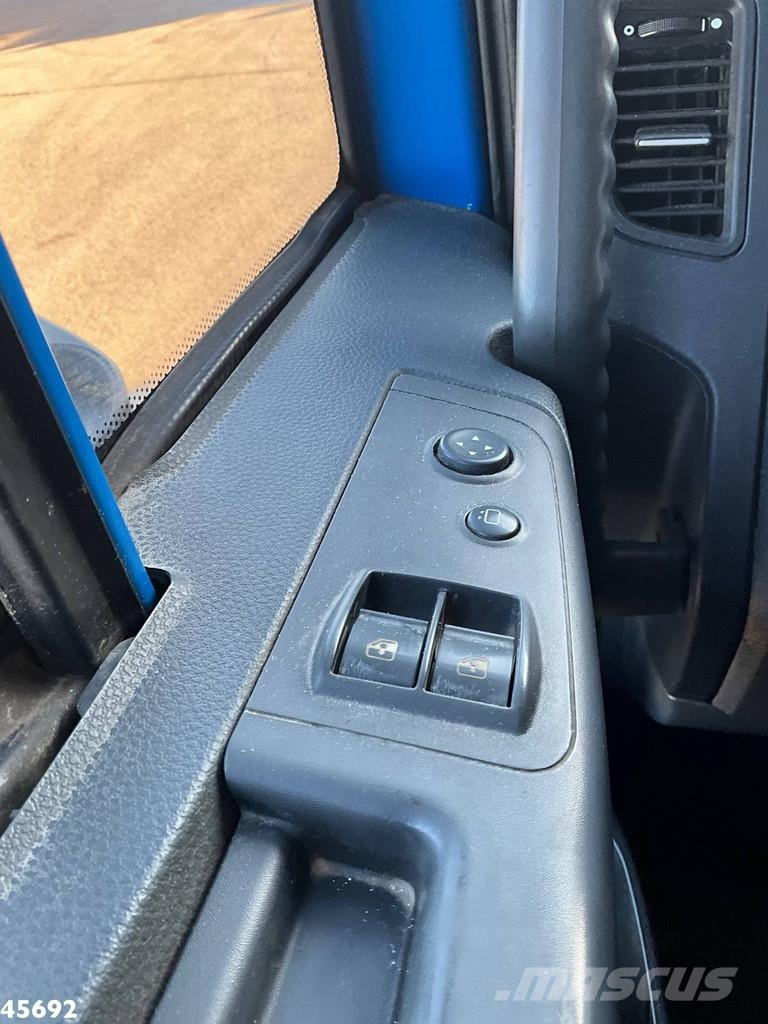 Iveco ML150E25 Euro 6 Full steel Camiones de cama baja