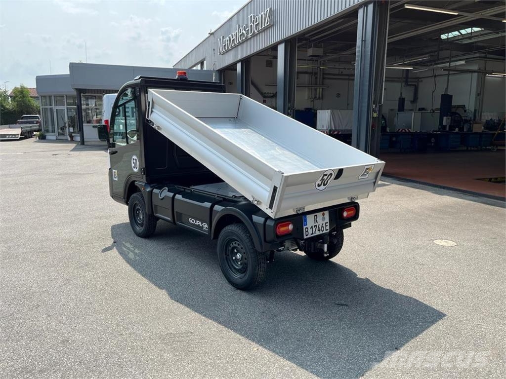 Goupil G 4 Elektrofahrzeug Transporter zur Miete Box body