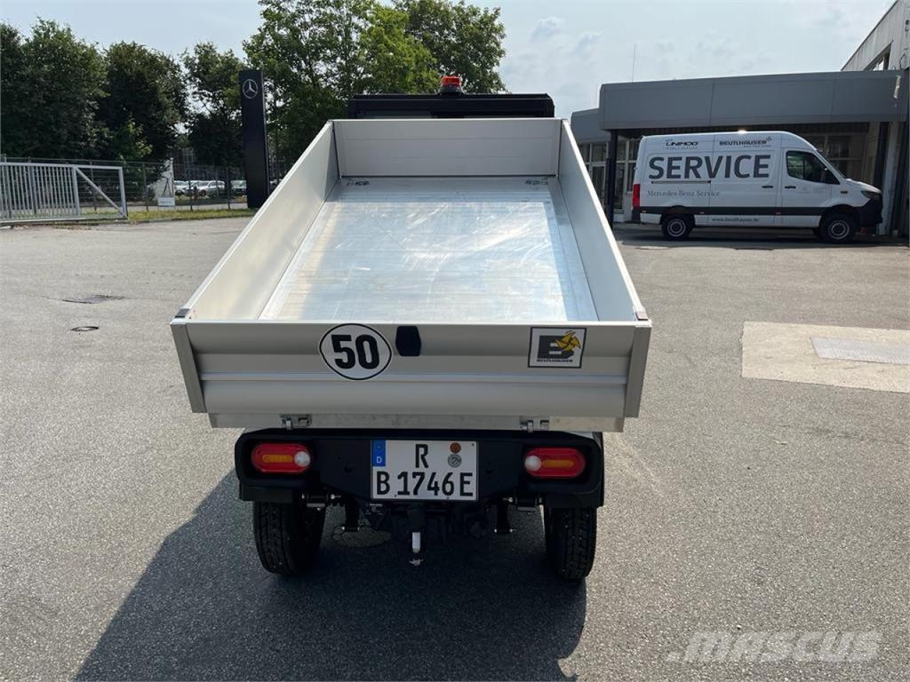 Goupil G 4 Elektrofahrzeug Transporter zur Miete Box body