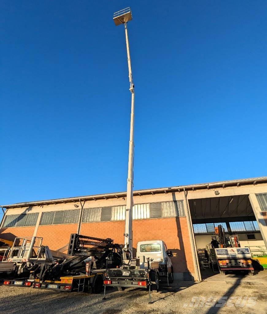 Cela Dt 25 Platforme aeriene montate pe camion