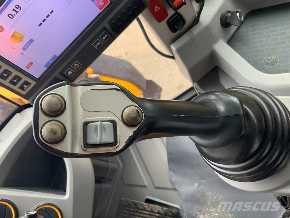 JCB 457 ZX Kolesni nakladalci