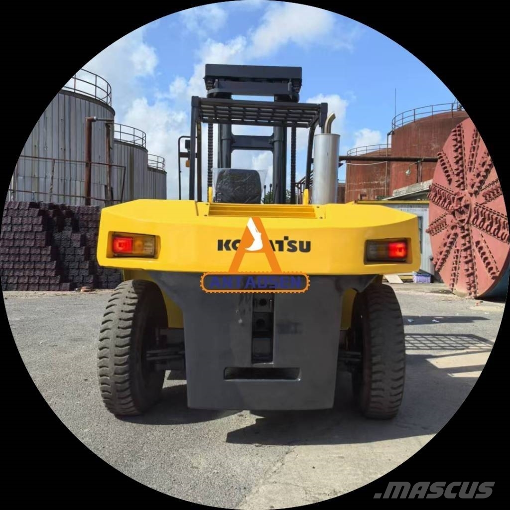 Komatsu FD150-7 Dizelski viljuškari
