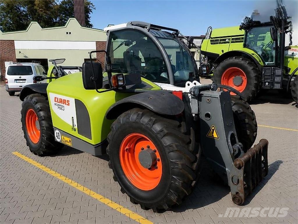 CLAAS Scorpion 7030 Hjulgravere