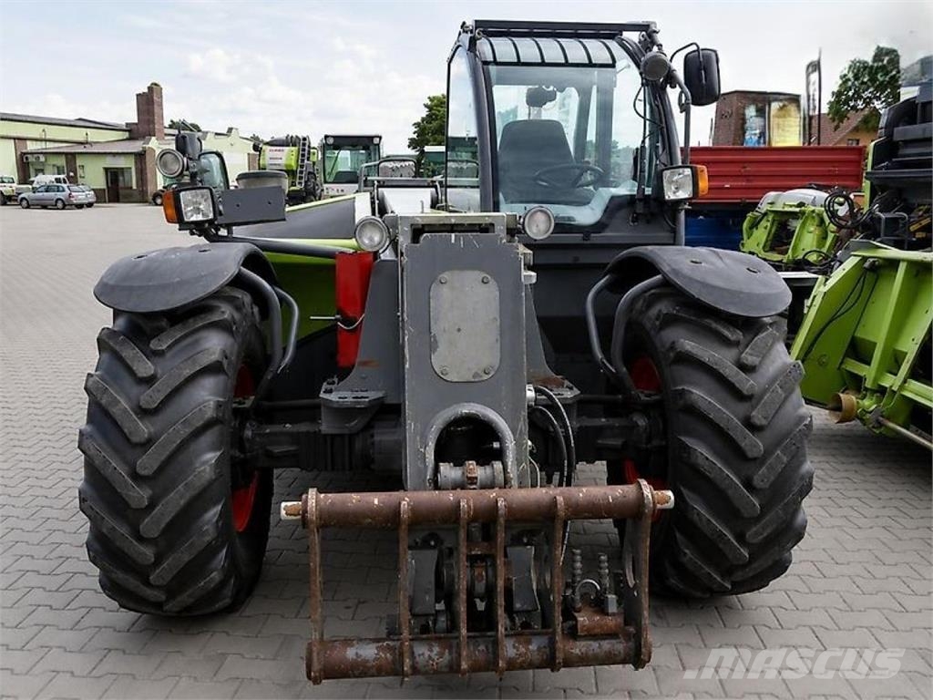 CLAAS Scorpion 7030 Hjulgravere