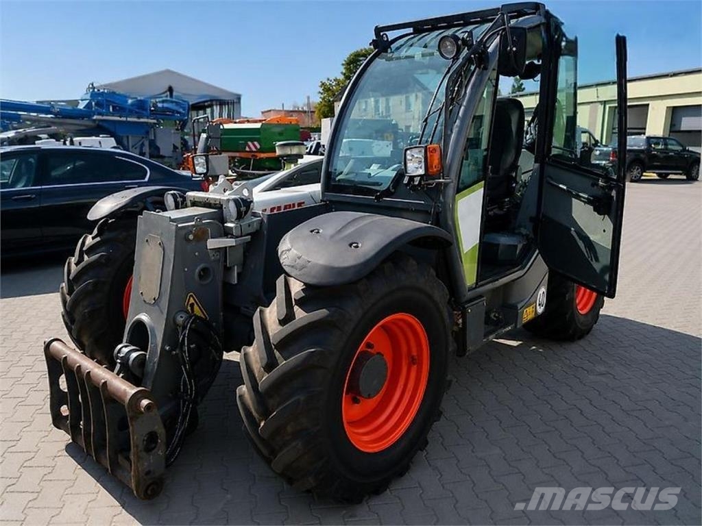 CLAAS Scorpion 7030 Hjulgravere