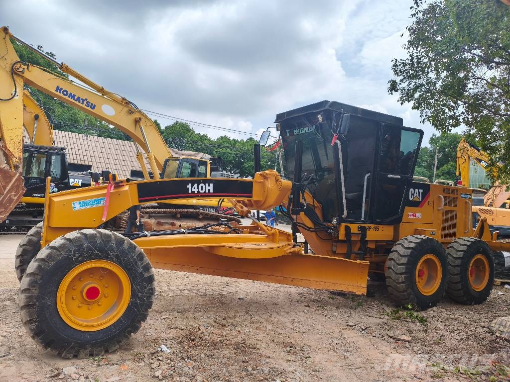 CAT 140H Greideriai