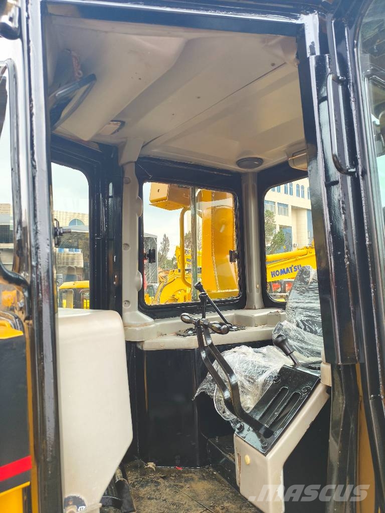 CAT D 7 R Vikšriniai buldozeriai