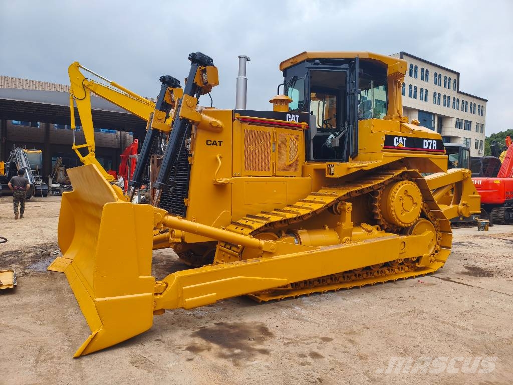 CAT D 7 R Vikšriniai buldozeriai