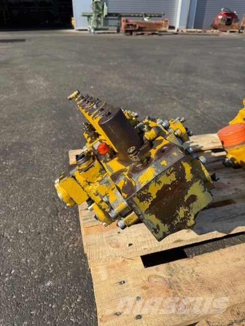 Liebherr A 900 ZW HYDRAULIC PARTS COMPLET Hydraulics