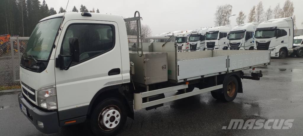 Mitsubishi Fuso Canter FE 85 Lastbil med lad/Flatbed