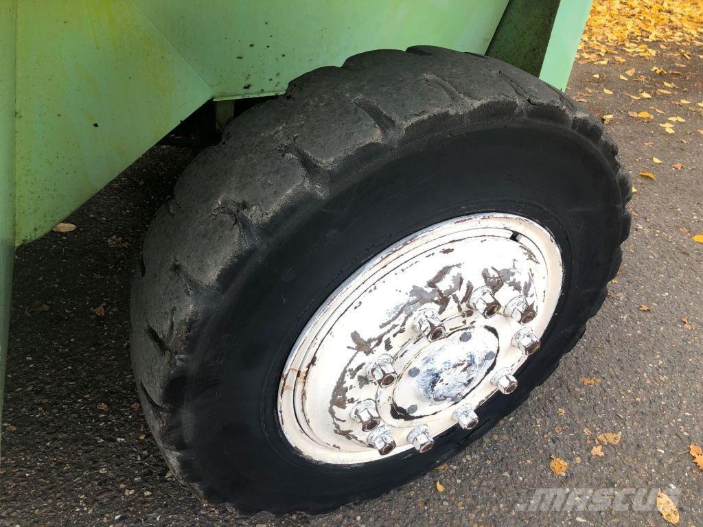 Clark DPL100 Diesel heftrucks