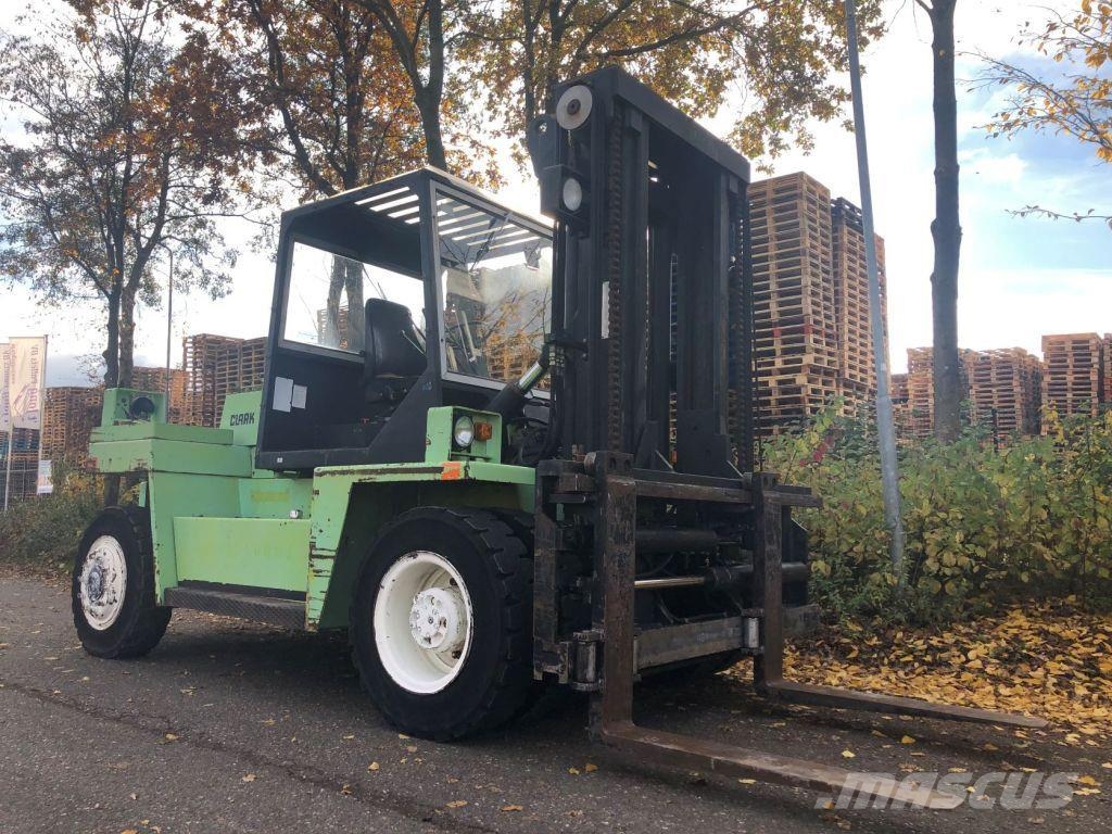 Clark DPL100 Diesel heftrucks