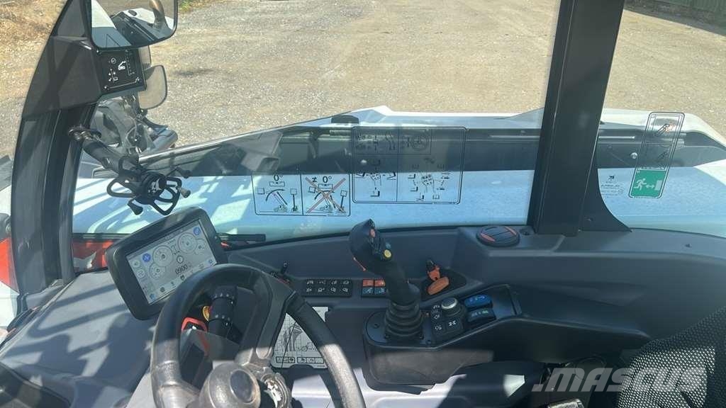 Bobcat TL43.80HF مناولات متداخلة