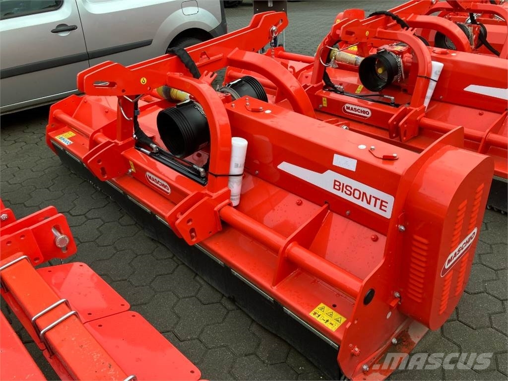 Maschio Bisonte 280 Espaços verdes - Outros