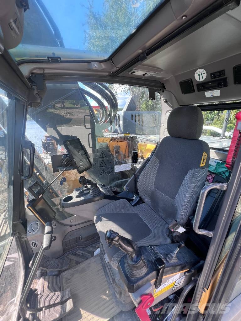 Volvo ECR 235 med 3D Grävsystem Rupsgraafmachines