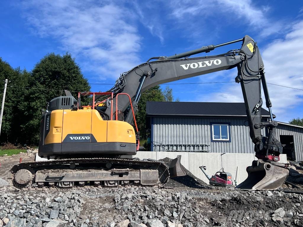 Volvo ECR 235 med 3D Grävsystem Rupsgraafmachines