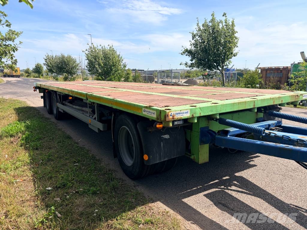 Contar A 1018LD Tents treileri