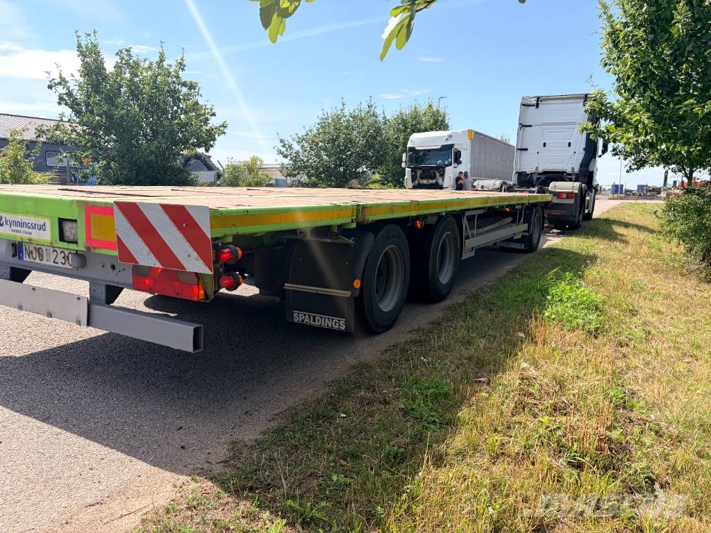 Contar A 1018LD Tents treileri