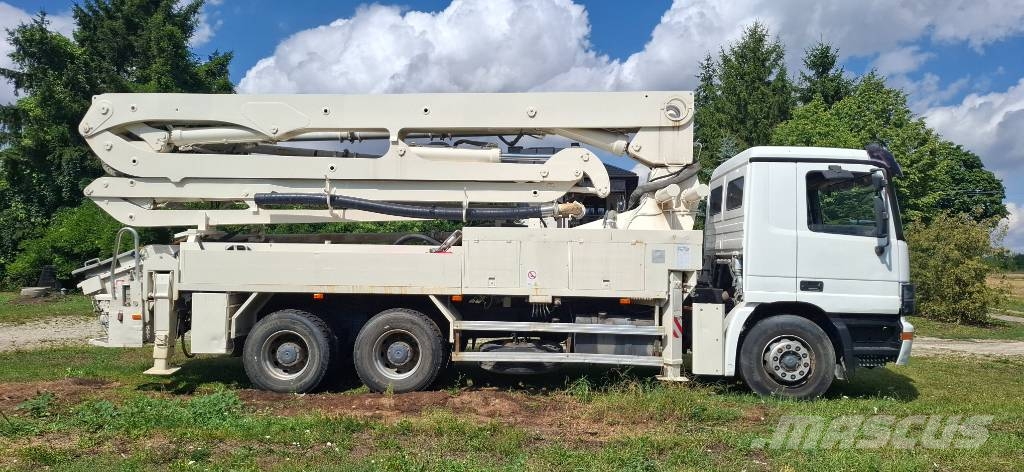 Putzmeister M32 14 H Betonipumppuautot