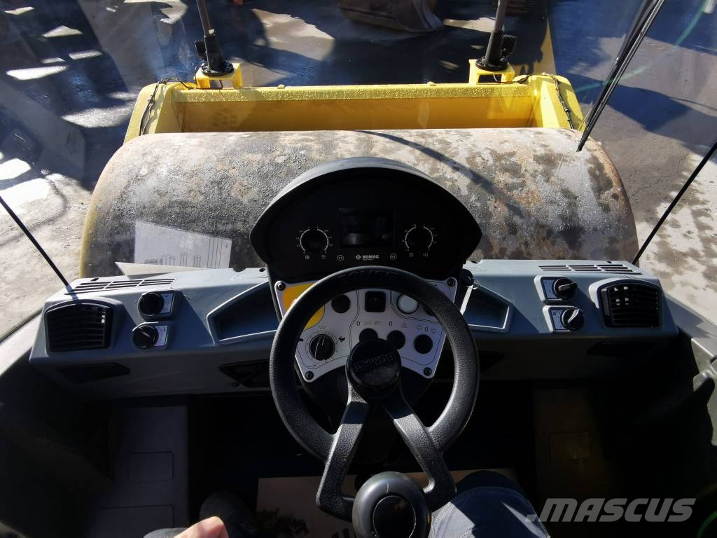 Bomag BW 226 BVC-5 Vienvalča grunts veltņi