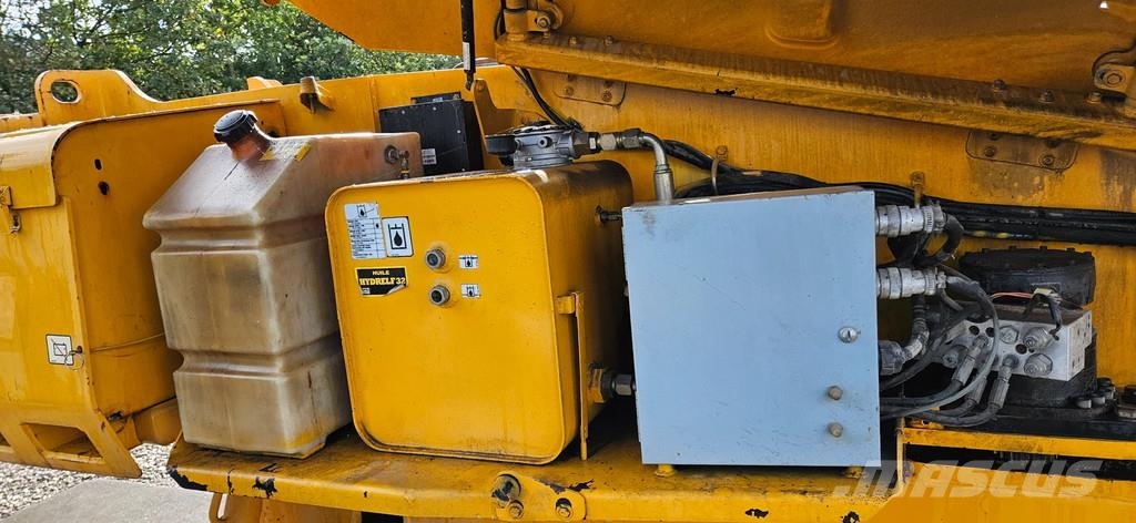 JLG M600 JP HYBRIDE Teleskoop poomtõstukid