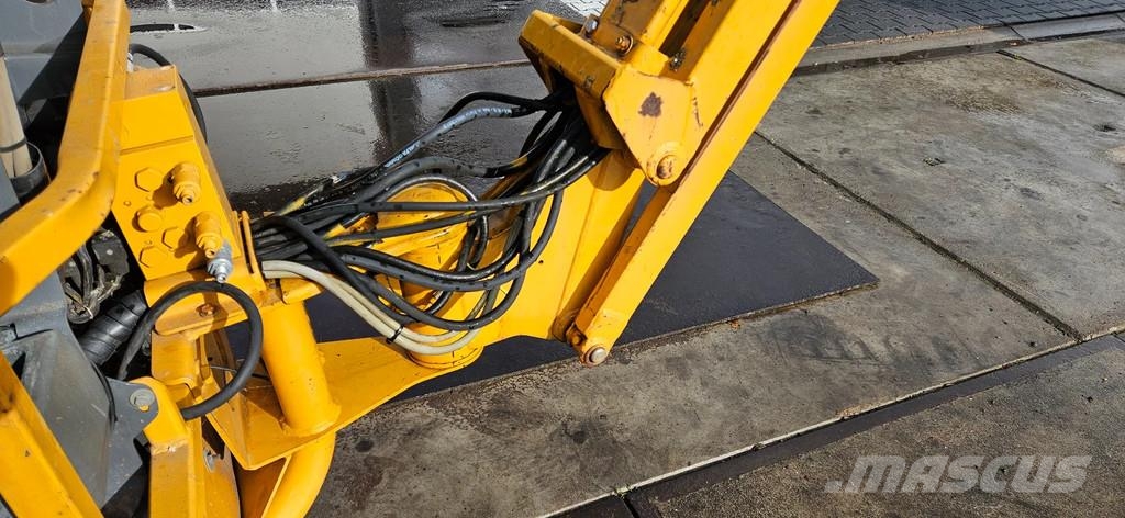 JLG M600 JP HYBRIDE Teleskoop poomtõstukid