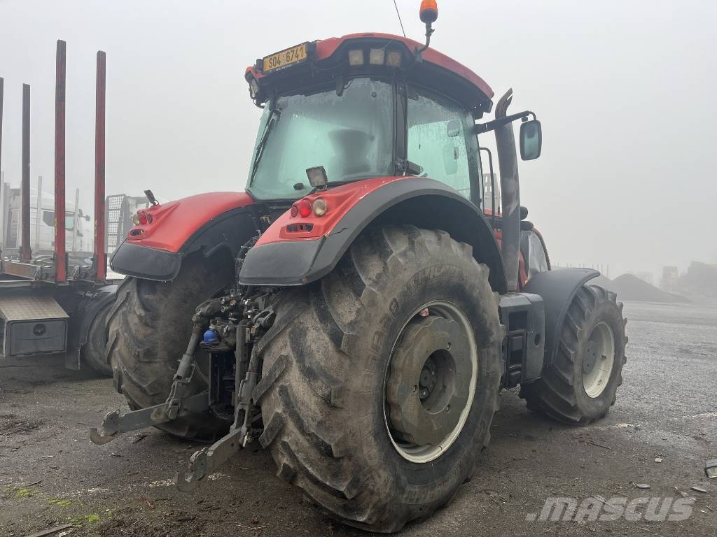 Valtra S 322 الجرارات