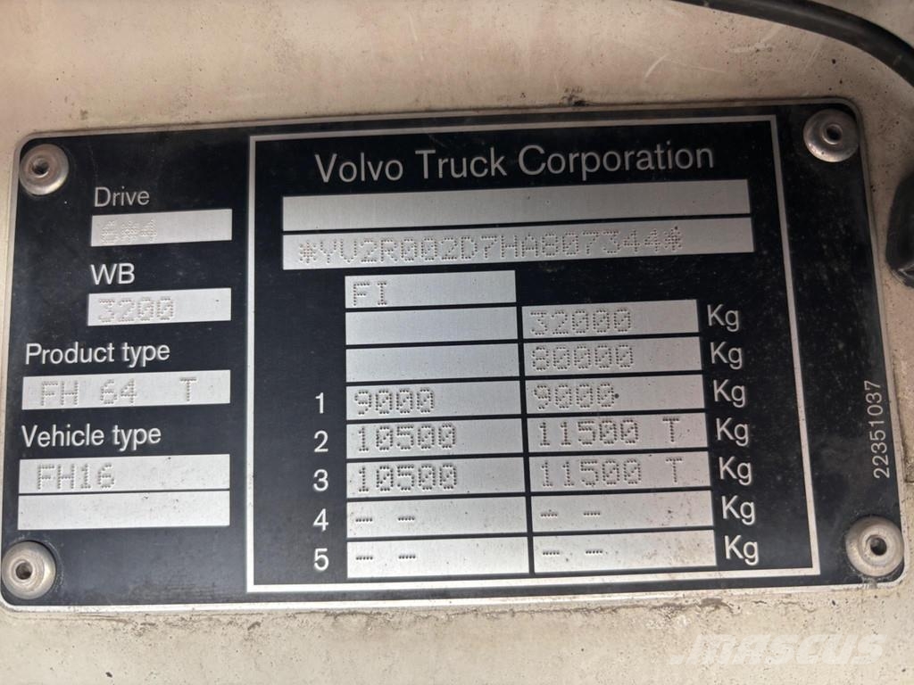 Volvo FH16 650 6x4 EURO6 + FULL AIR + 9T FRONT AXLE وحدات الجر
