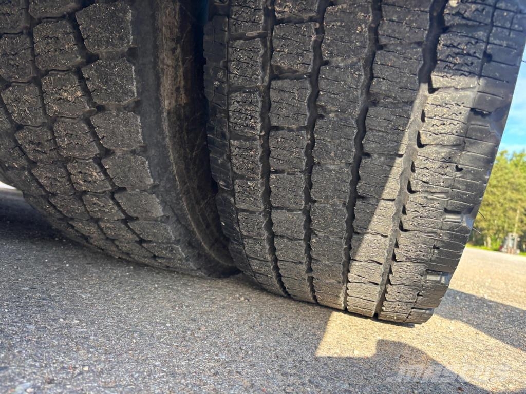 Volvo FH16 650 6x4 EURO6 + FULL AIR + 9T FRONT AXLE وحدات الجر