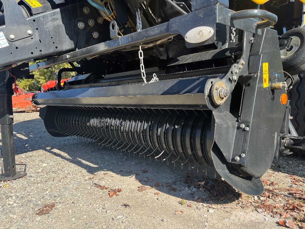 New Holland Roll-Belt 180 Cropcutter Prese/balirke za rolo bale