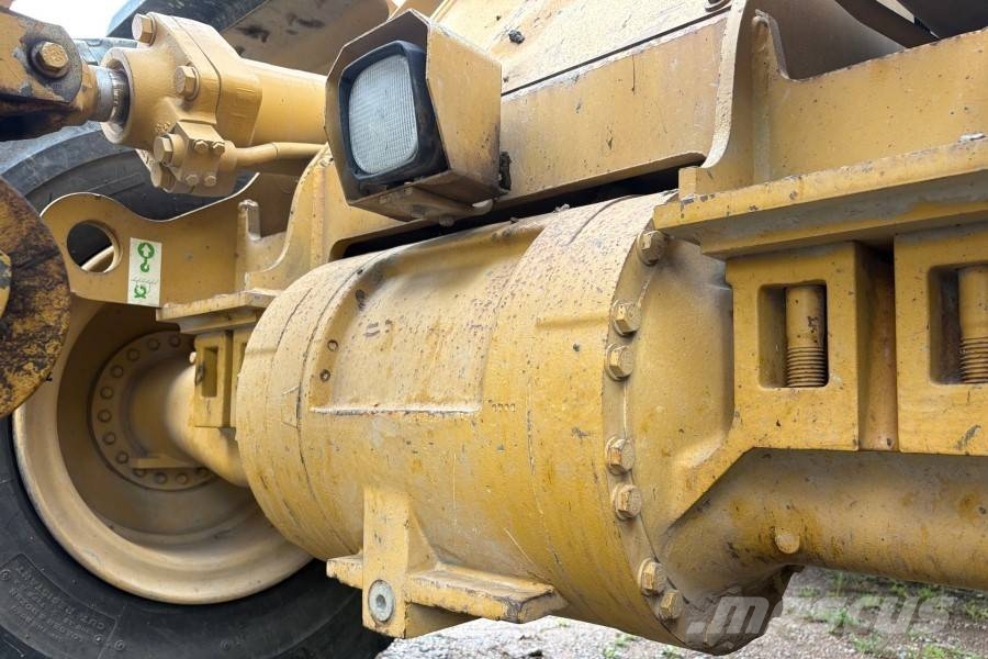 Ładowarka CAT 962G Kolesni nakladalci
