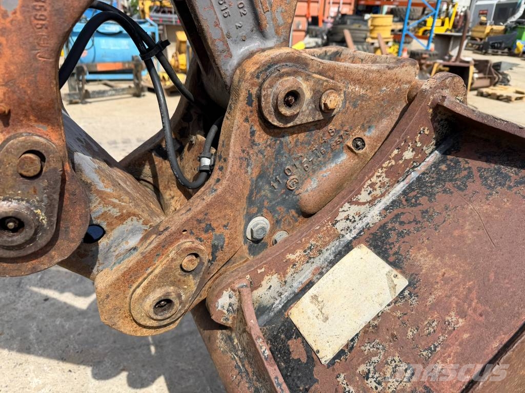 Volvo EL 70 C 反鏟裝載機