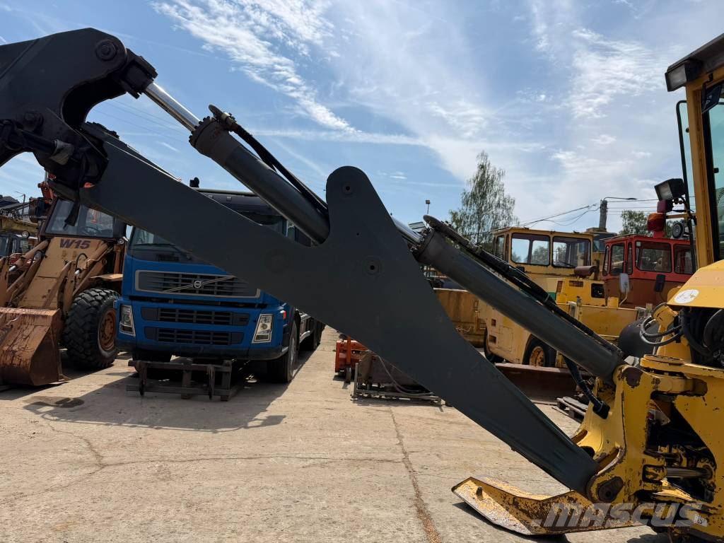Volvo EL 70 C 反鏟裝載機