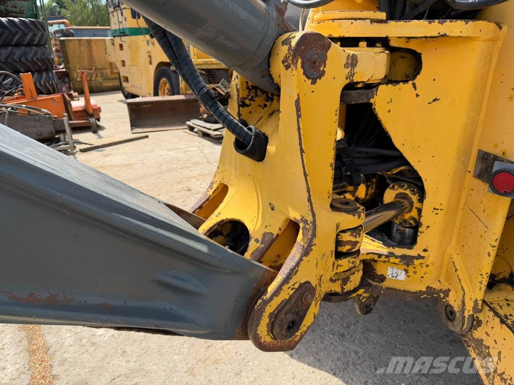 Volvo EL 70 C 反鏟裝載機