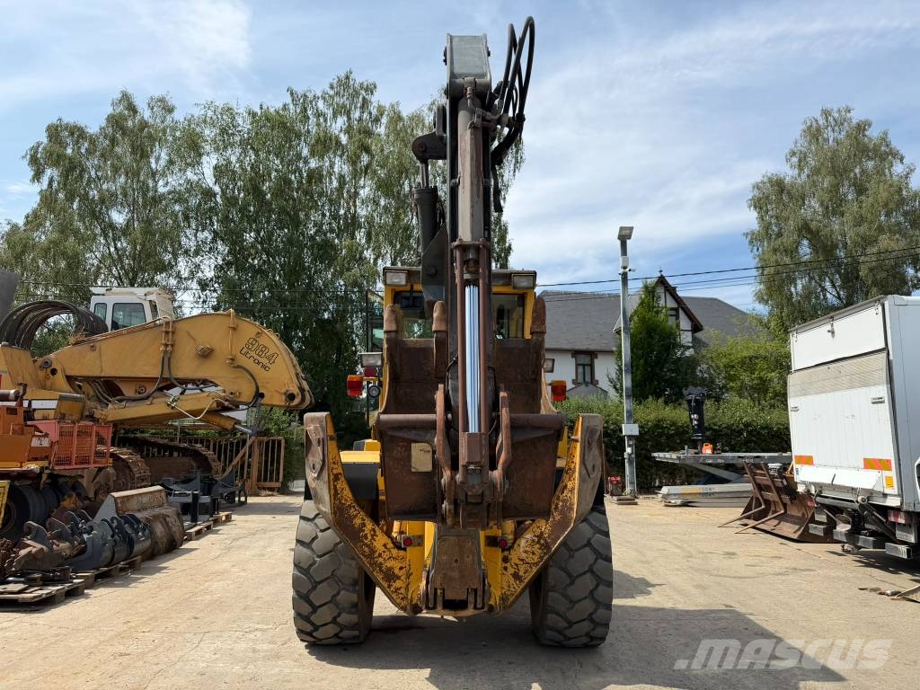 Volvo EL 70 C 反鏟裝載機