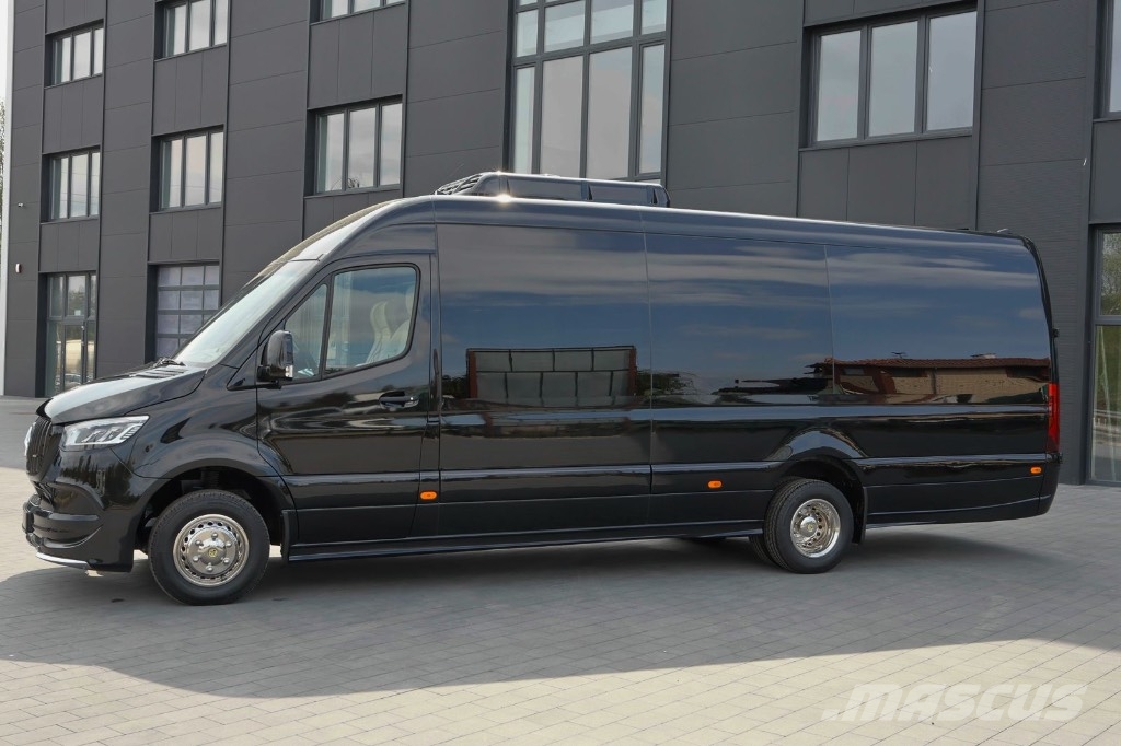 Mercedes-Benz Mercedes-Benz Sprinter 519CDI - Luxury minibus Autobuses tipo pullman