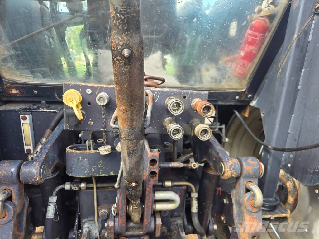 Deutz-Fahr DX 4.50 Traktori